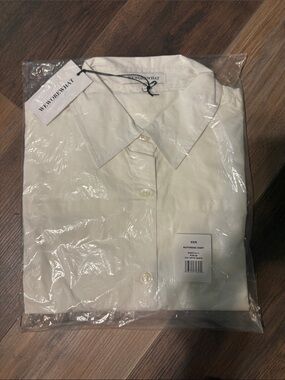 WeWoreWhat Casual Button-Down Shirt - White